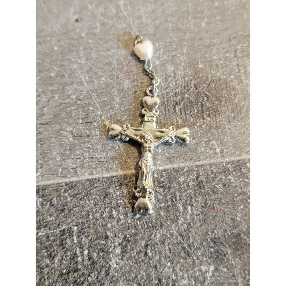 Silver Jesus cross pendant heart religious charm‎ accessory